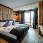 Almlust - Hotel, Apartments, Hotel 3*