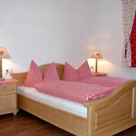 Almlust - Hotel, Apartments, 3* Φλαχάου