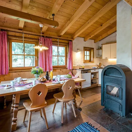 Almlust - Hotel, Apartments, Flachau