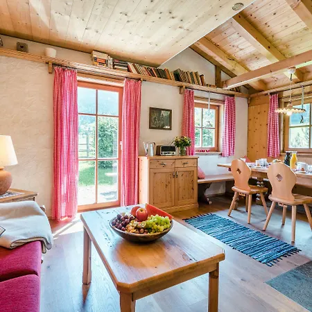 Almlust - Hotel, Apartments, Chalets 3* Flachau