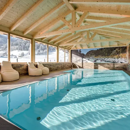 Almlust - Hotel, Apartments, Flachau