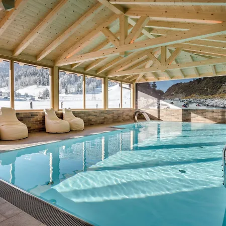 Almlust - Hotel, Apartments, 3* Φλαχάου