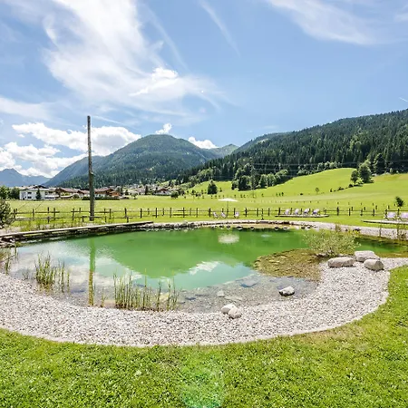 Hotel Almlust - Hotel, Apartments, Flachau