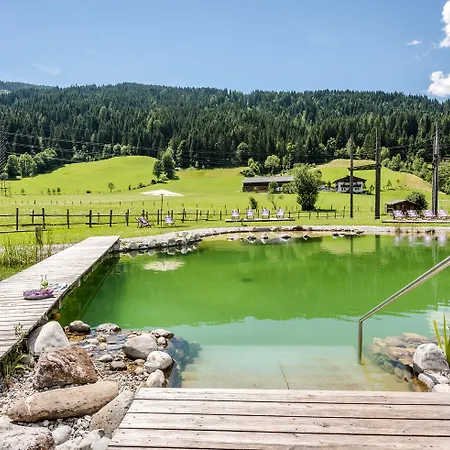 Almlust - Hotel, Apartments, Chalets Hotel