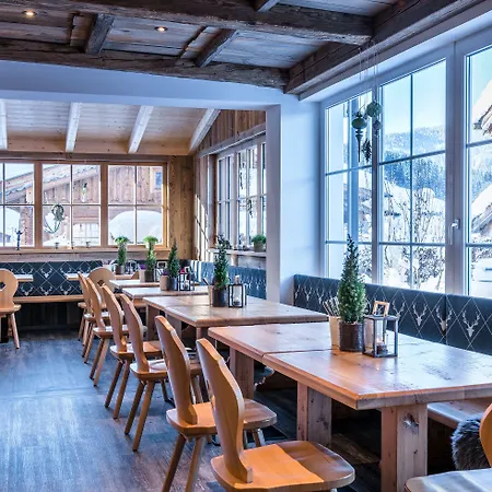 Ξενοδοχείο Almlust - Hotel, Apartments,