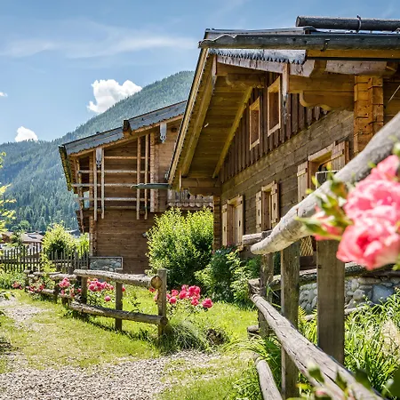 Almlust - Hotel, Apartments, Chalets Hotel