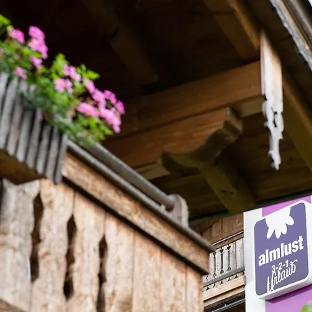 Almlust - Hotel, Apartments,