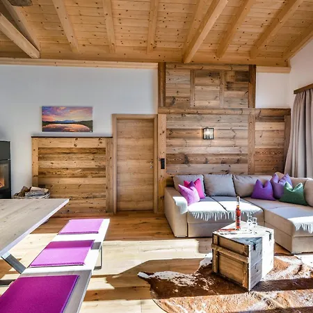 Hotel Almlust - Hotel, Apartments, Chalets 3*