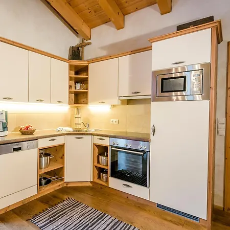 Hotel Almlust - Hotel, Apartments, Flachau