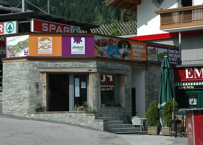 Almlust - Hotel, Apartments,