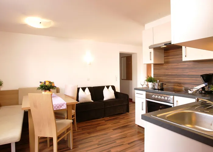 Almlust - Hotel, Apartments, Chalets 3*