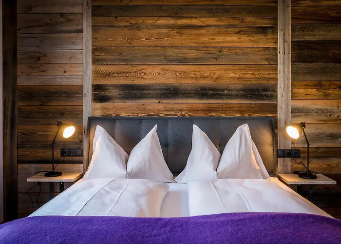 Hotell Almlust - Hotel, Apartments, Chalets Flachau